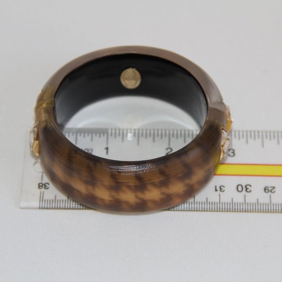 Alexis Bittar Houndstooth Lucite Crystal Bangle - Picture 5 of 13